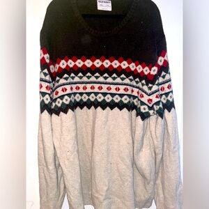 Holiday very long sleeve sweater